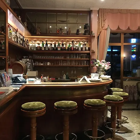 Hotel Eden 3*