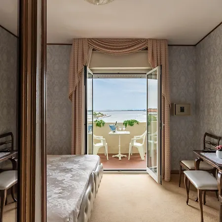 Hotel Eden